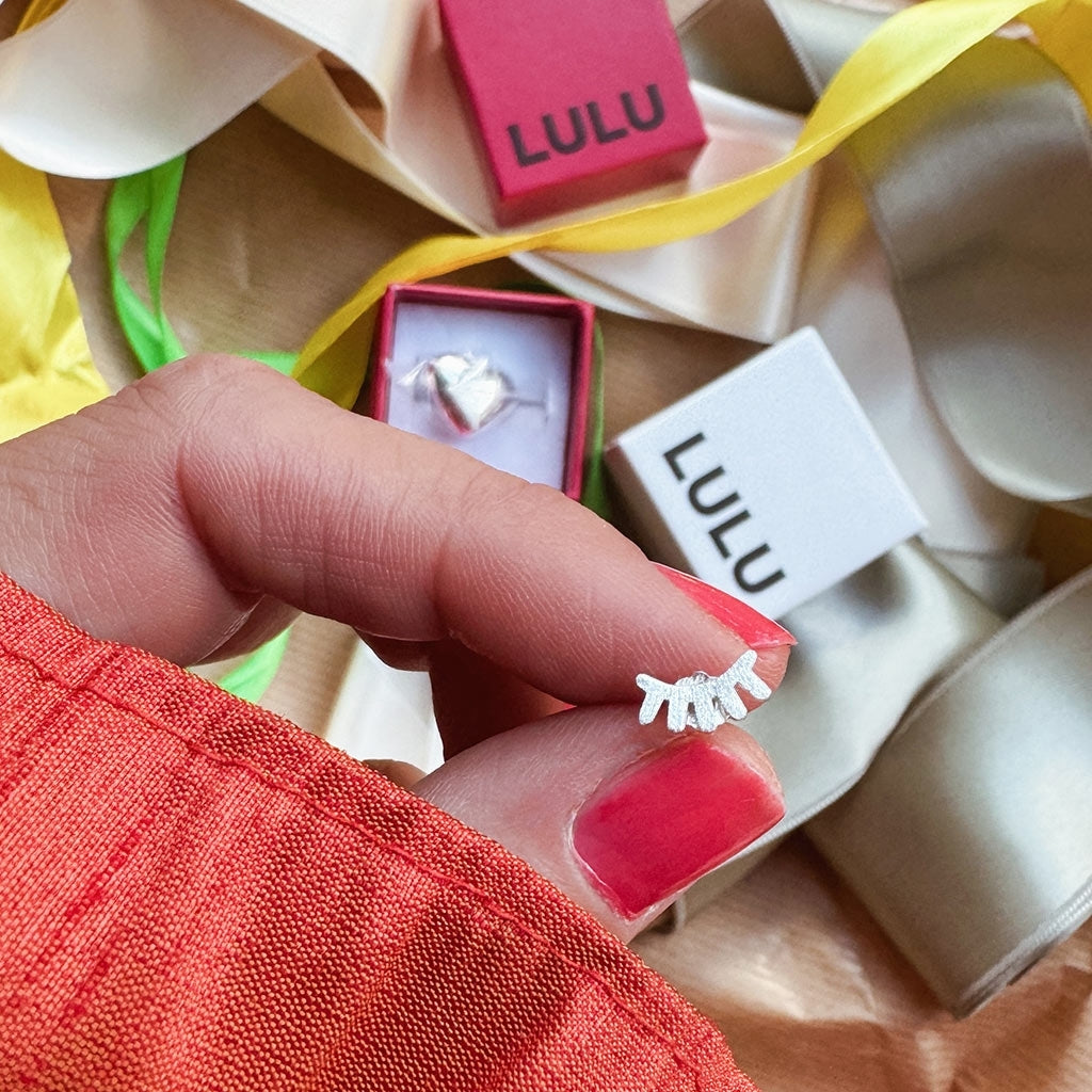 LULU Copenhagen Blink earring 1 pcs brushed Ear stud, 1 pcs Silver