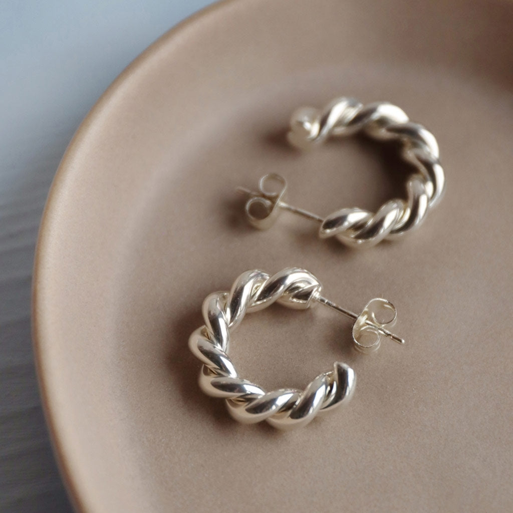 LULU Copenhagen Chunky Twisted Hoops pair Hoops Silver Plated