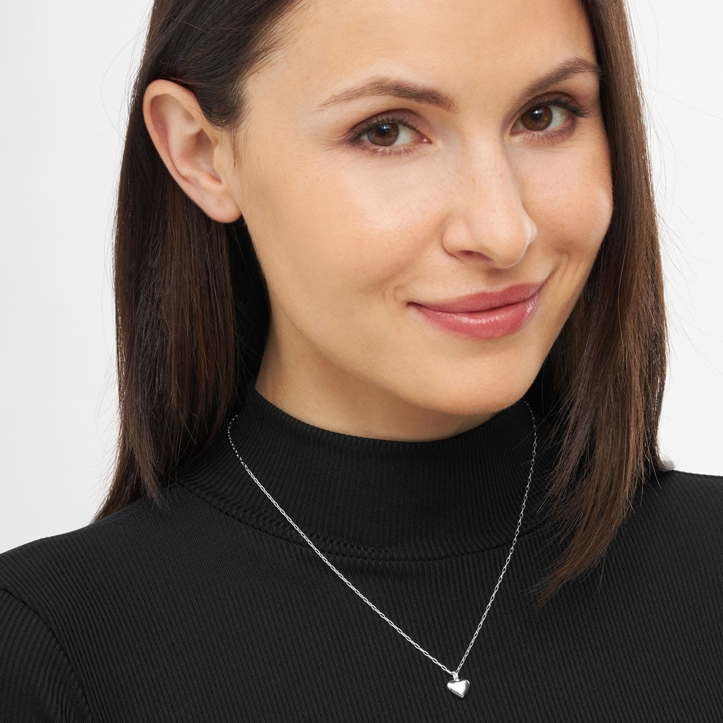 LULU Copenhagen Classic Heart Necklace Necklaces Silver