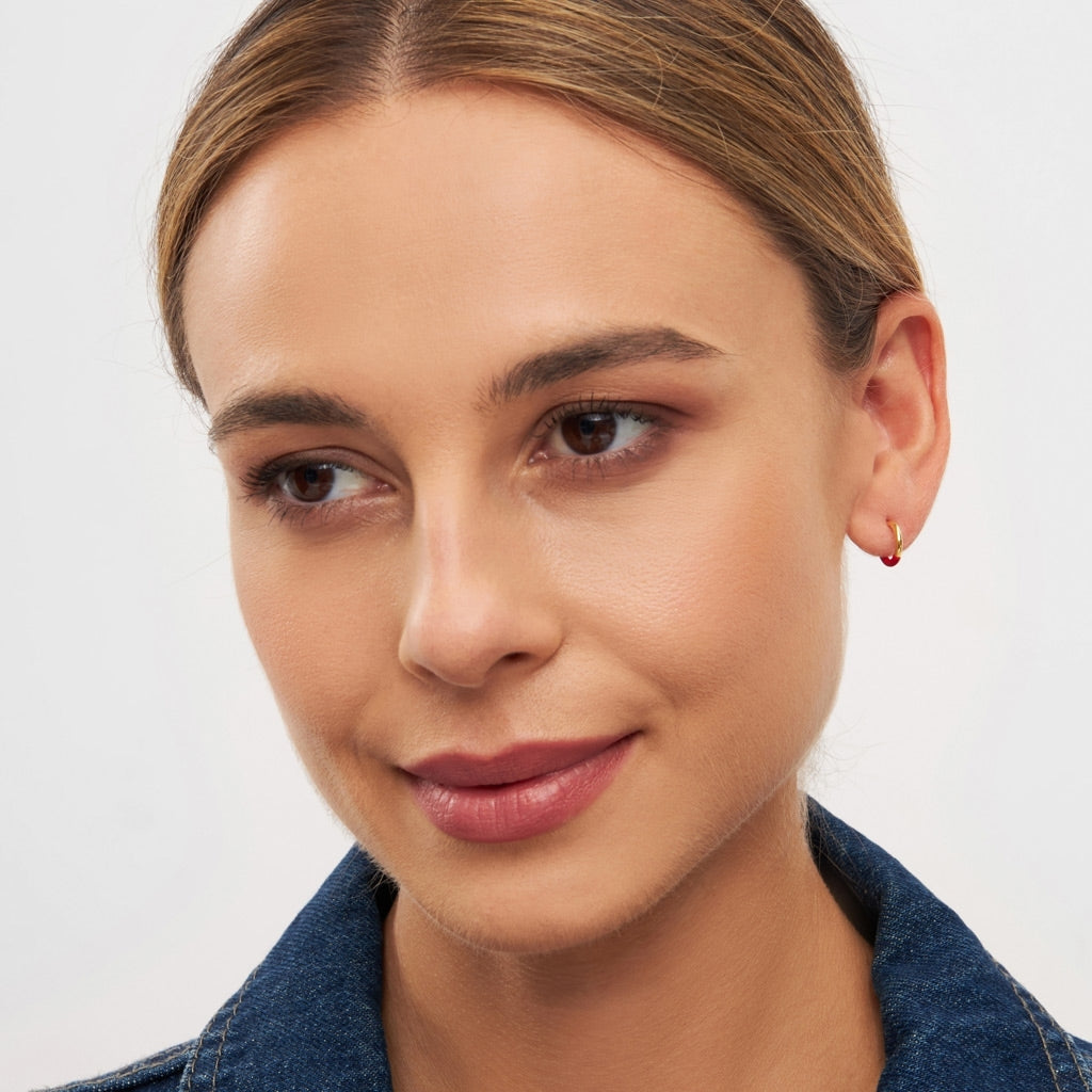 LULU Copenhagen Color Hoop Half Dip 1 pcs gold plated Hoops Passion Red