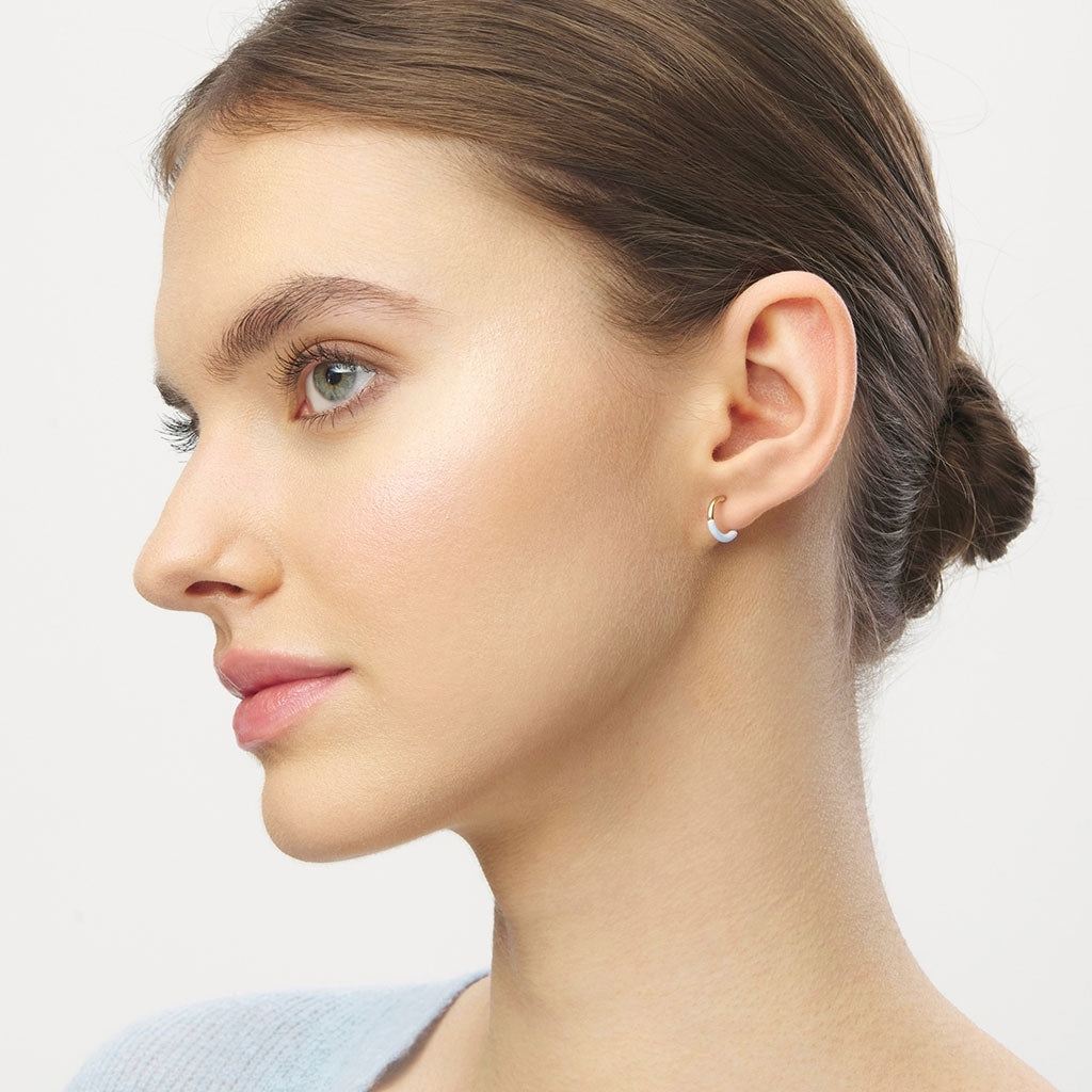 LULU Copenhagen Color Hoop Half Dip 1 pcs gold plated Hoops Skyride Blue