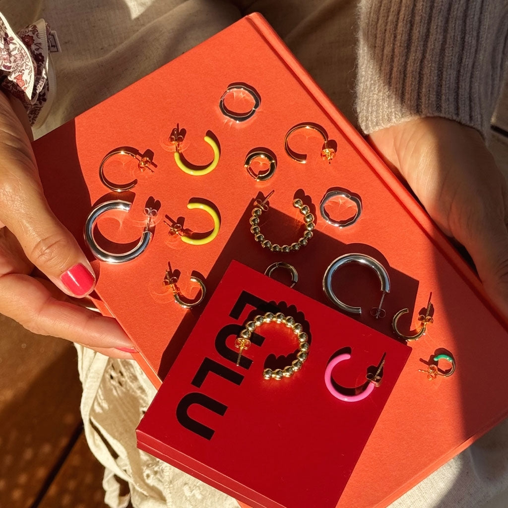 LULU Copenhagen Color Hoops Medium pair Hoops Yellow