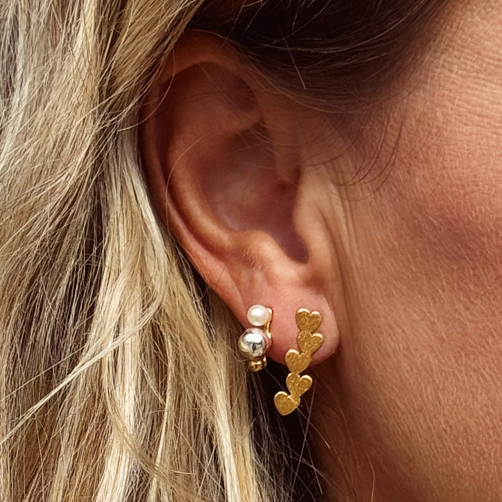 LULU Copenhagen Connected Hearts earring 1 pcs Ear stud, 1 pcs Gold plated