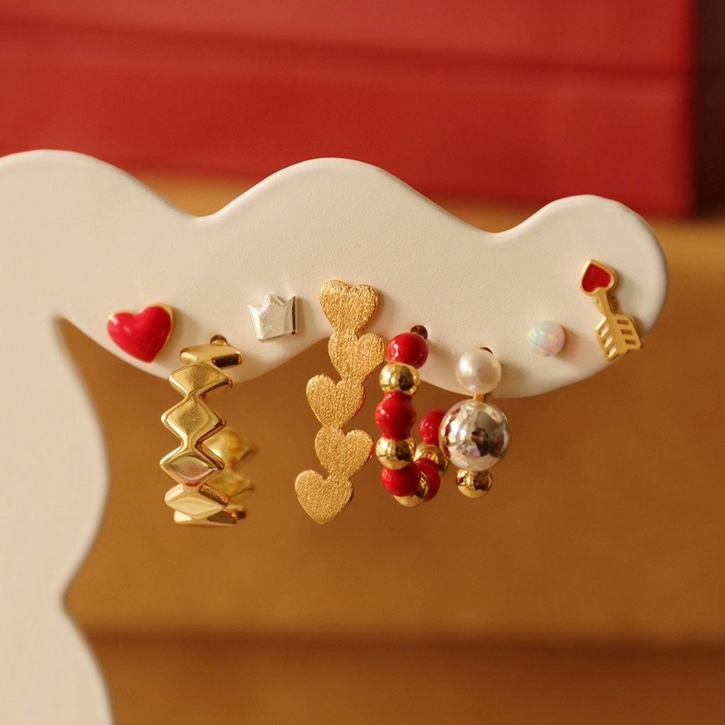 LULU Copenhagen Connected Hearts earring 1 pcs Ear stud, 1 pcs Gold plated