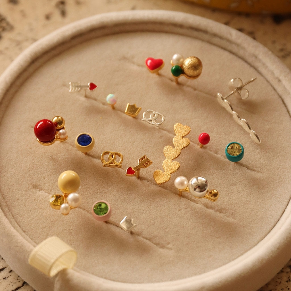 LULU Copenhagen Connected Hearts earring 1 pcs Ear stud, 1 pcs Gold plated