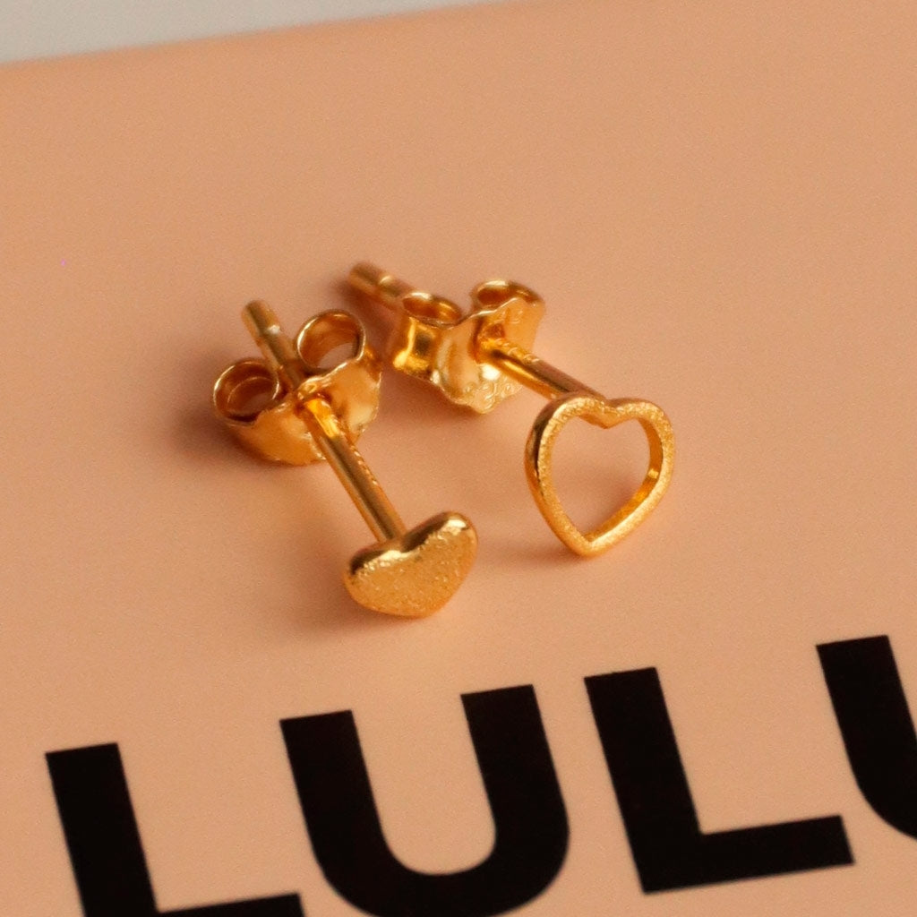 LULU Copenhagen Family Love Earrings pair brushed Earrings, pairs Gold plated