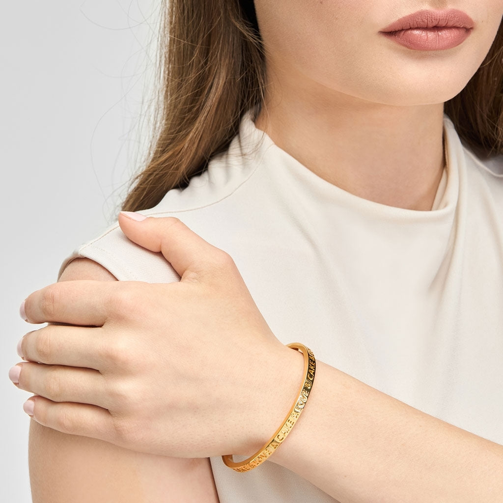 LULU Copenhagen Love & Cake Bangle - Gold Plated Bracelets Gold plated