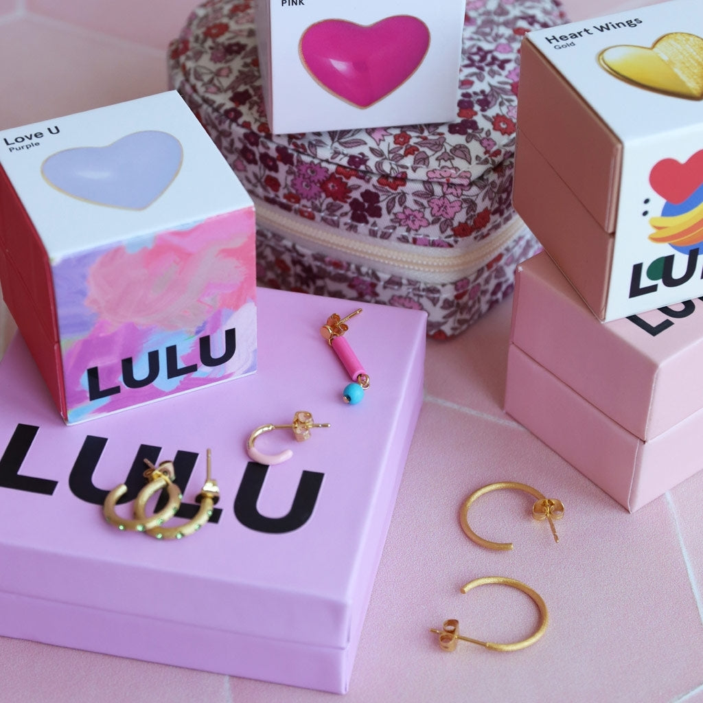 LULU Copenhagen Non Hoops Medium pair Hoops Silver Plated