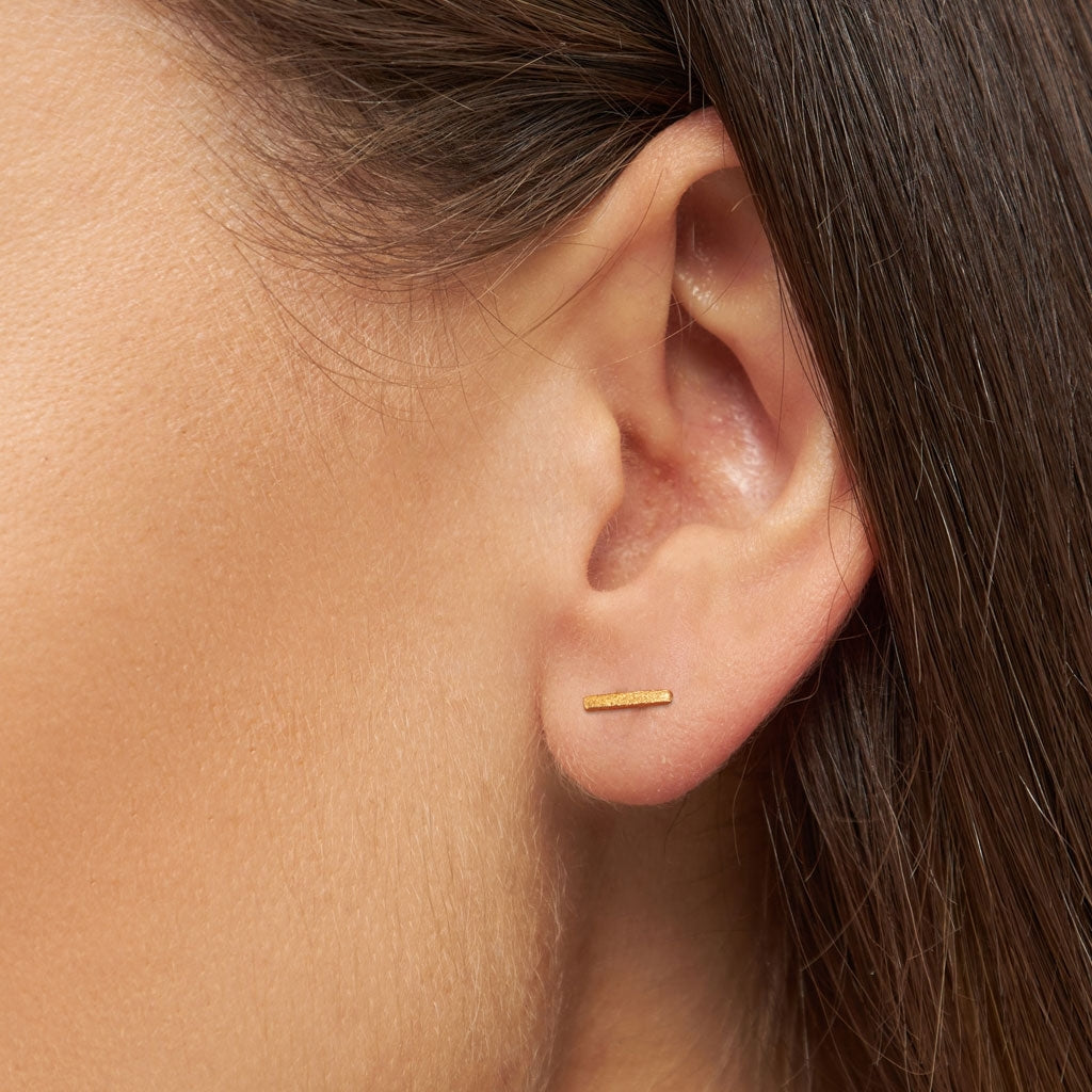 LULU Copenhagen Pin earring 1 pcs Ear stud, 1 pcs Gold plated