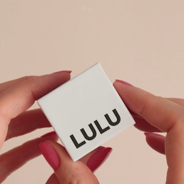 LULU Copenhagen Love U earring 1 pcs Ear stud, 1 pcs Pink - Video preview
