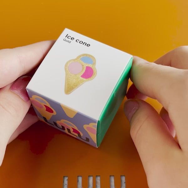 LULU Copenhagen Ice cone earring 1 pcs Ear stud, 1 pcs Gold plated - Video preview