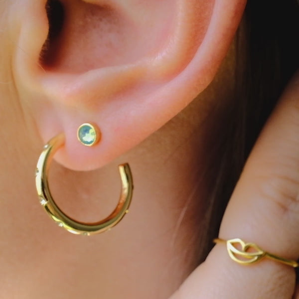 LULU Copenhagen OMG Hoops Small pair gold plated Hoops Violet - Video preview