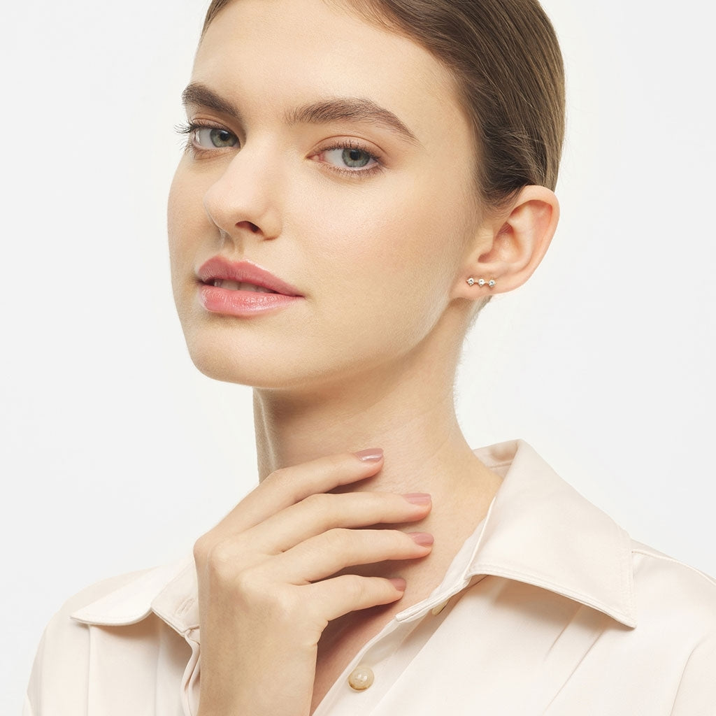 LULU Copenhagen 3 Crystals earring 1 pcs Ear stud, 1 pcs Silk