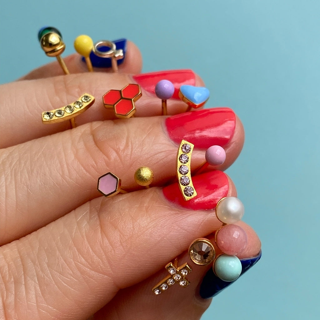 LULU Copenhagen Ball Brushed earring 1 pcs Ear stud, 1 pcs Gold plated