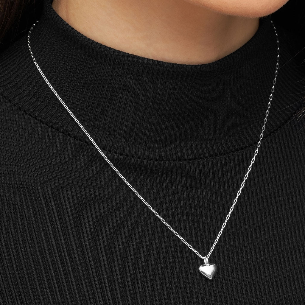 LULU Copenhagen Classic Heart Necklace Necklaces Silver