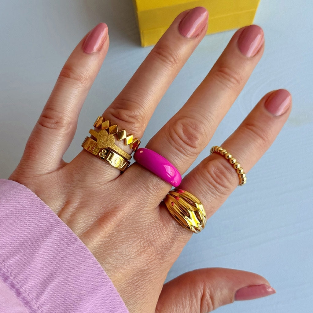 LULU Copenhagen Color Ring Chunky Rings Electric Fuchsia Pink