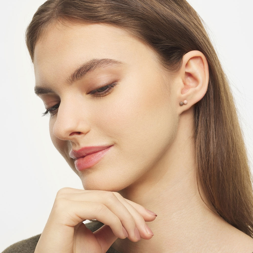 LULU Copenhagen Double Color Ball earring 1 pcs Ear stud, 1 pcs Mocha Mousse/Dusty Peach