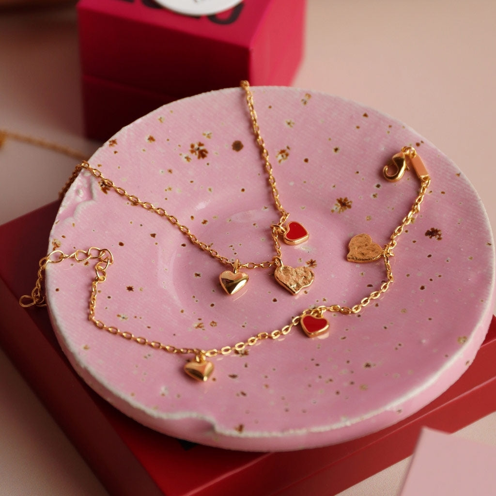 LULU Copenhagen Endless Love Bracelet - gold plated Bracelets Passion Red