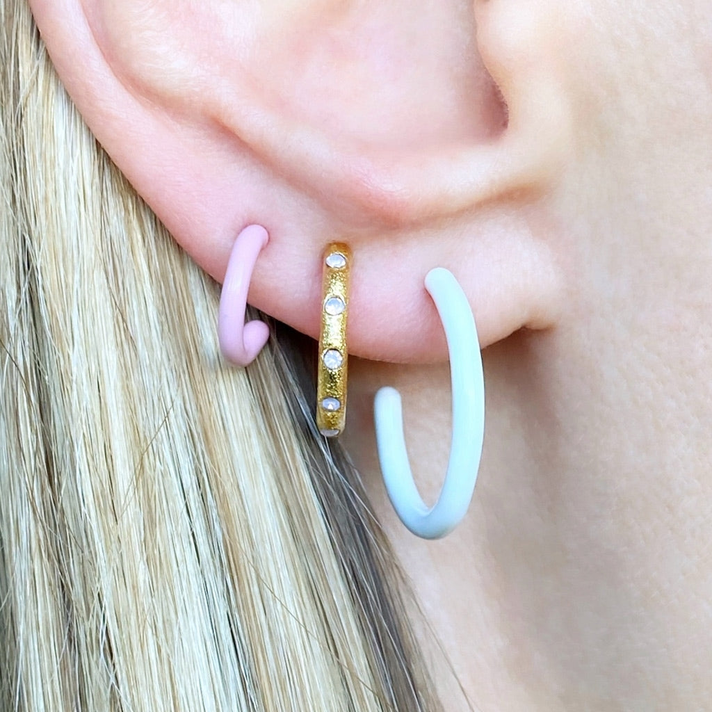 LULU Copenhagen OMG Hoops Small pair gold plated Hoops