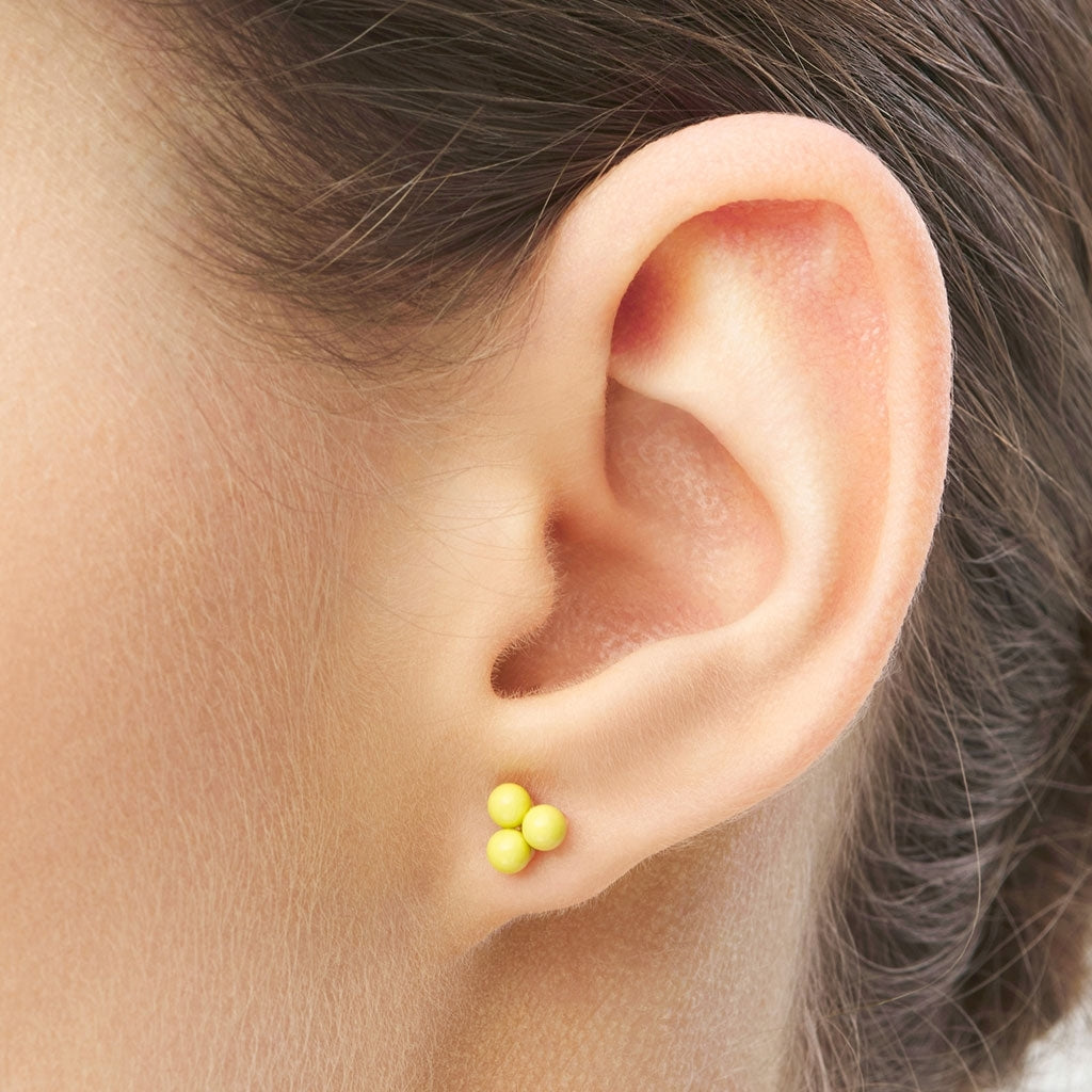 LULU Copenhagen Trio earring 1 pcs - enamel Ear stud, 1 pcs Wild Lime